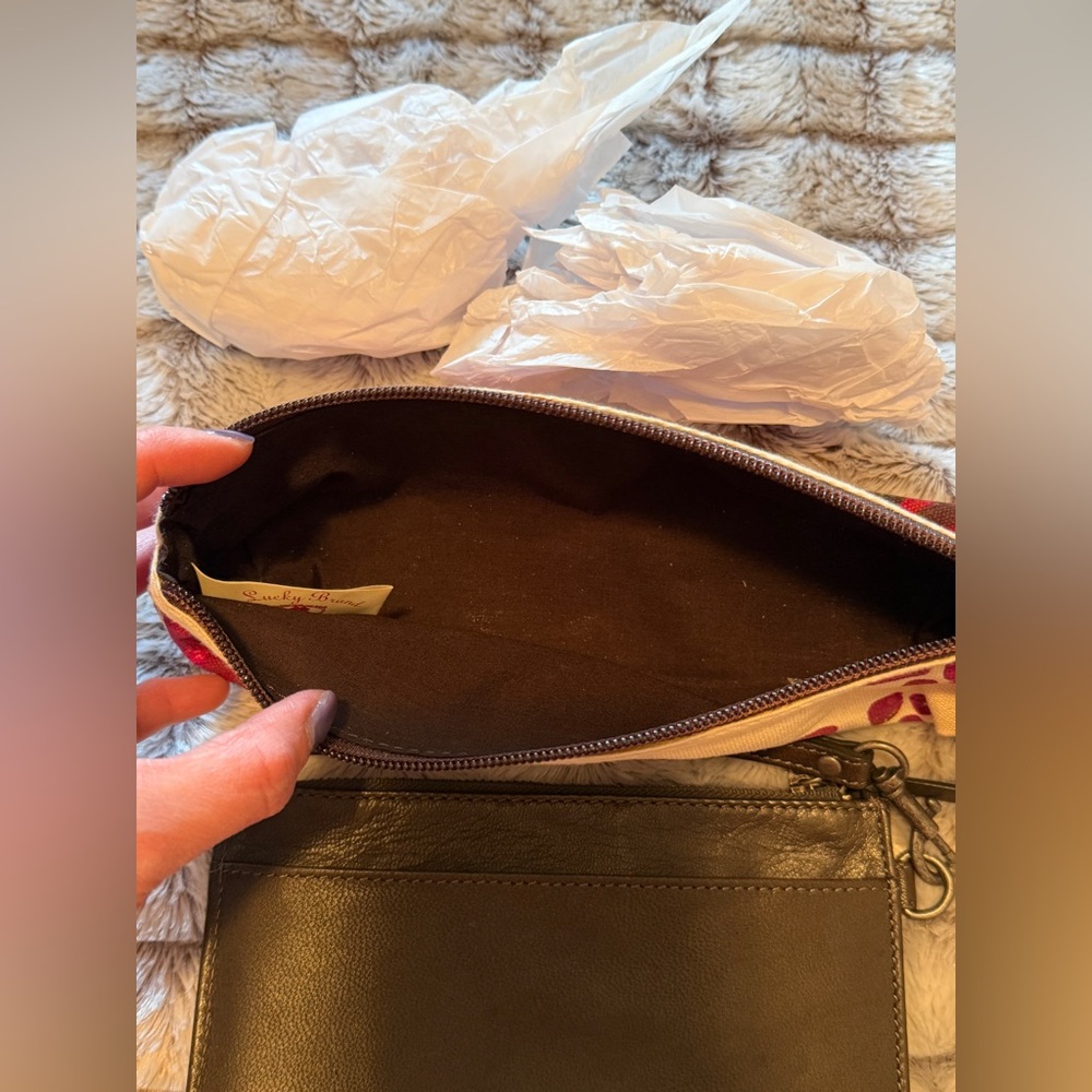 Lucky Brand Canvas Cosmetic Bag, Genuine leather Set - Picture 4 of 9